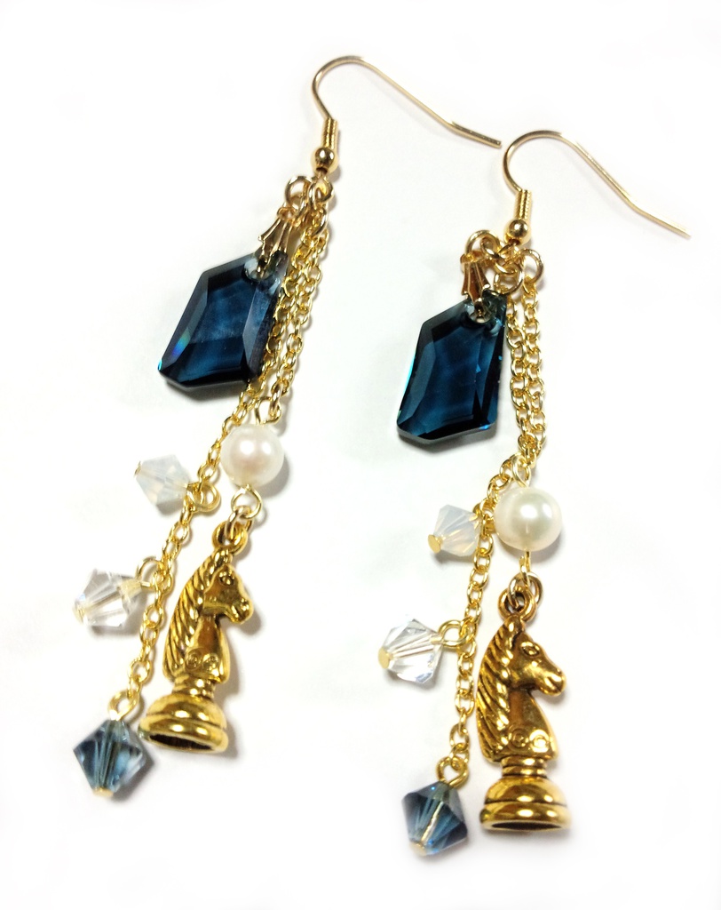 Knightsモチーフ　ピアス