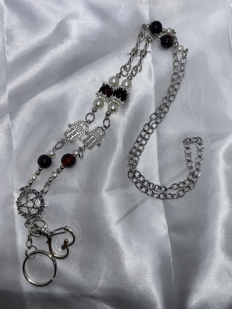 【紅珠】マシマシwithハムサ🪬