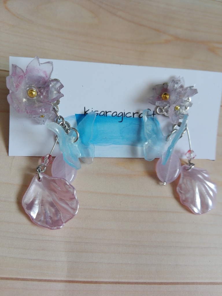 幽幽子イメージピアス