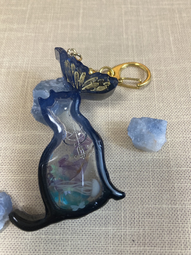 カシャカシャキーホルダー　蝶猫