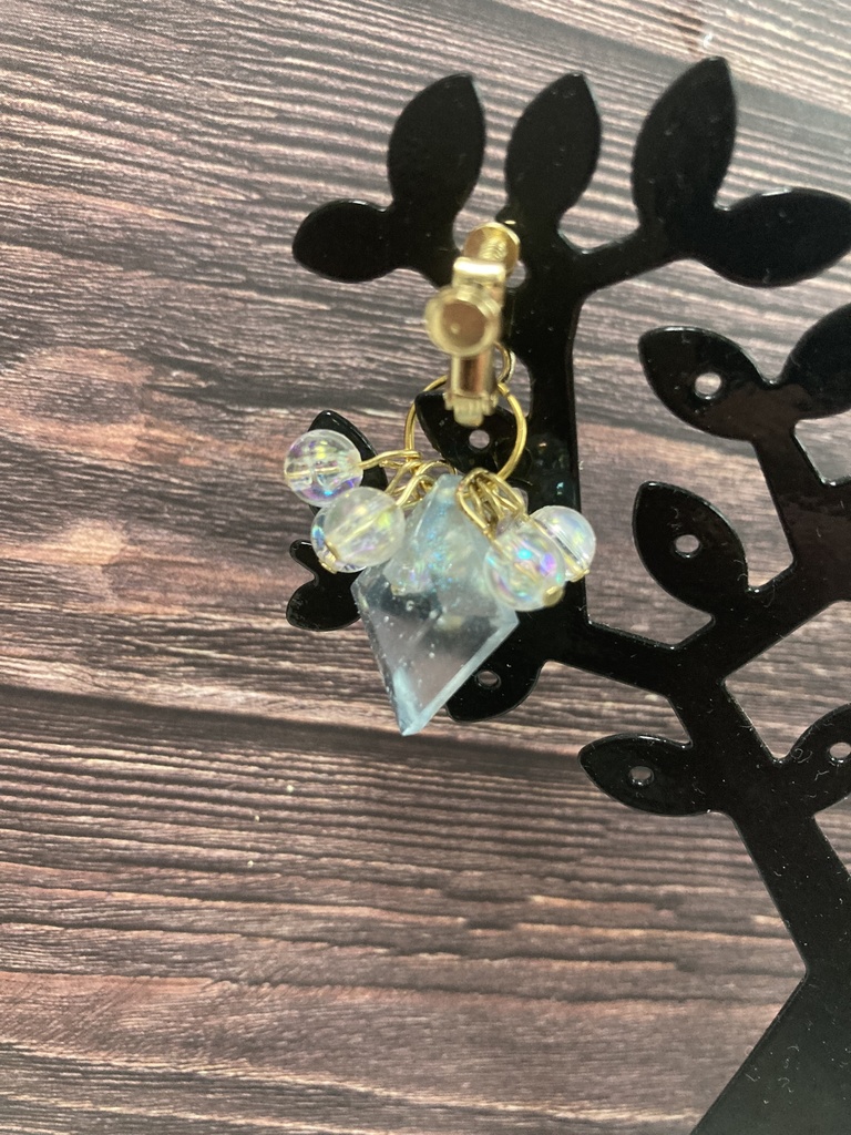 推し色ピアス、イヤリング