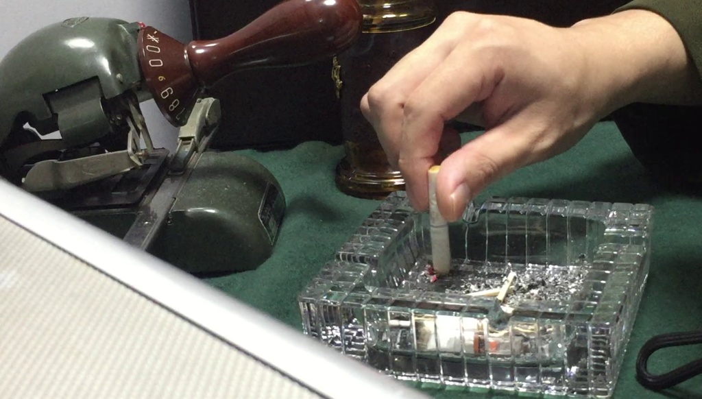 {実写} タバコ素材集 20枚