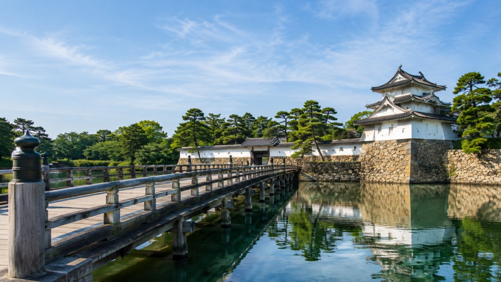 Takamatsu Castle and Summer Moat|初夏の高松城と水城の堀|Japanese Castle PC Wallpaper 1920×1080