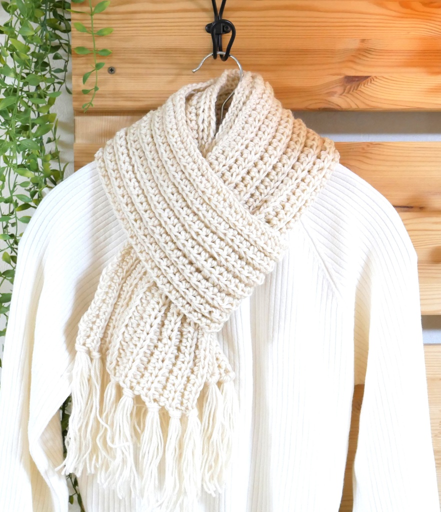 【自宅配送】手編みのマフラー1点【ゆきんこファンディング】