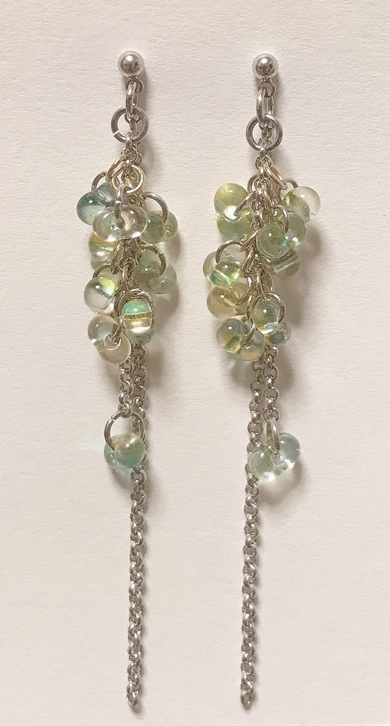 揺れるぶどうⅤ(鎖付)