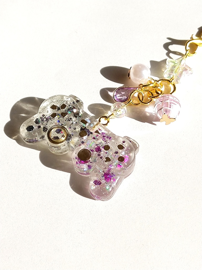 クライシスコアFF7 キャラモチーフ ゲームコントローラー レジンストラップ