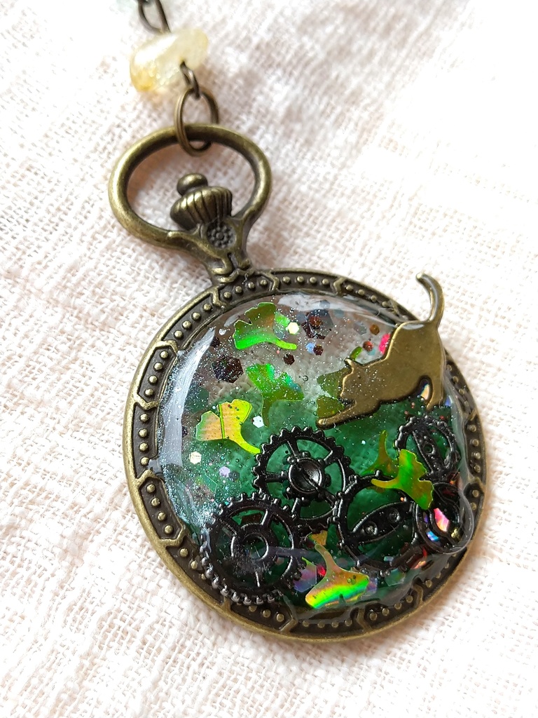 紅葉懐中時計 ニーアレプリカント モチーフ レジンキーホルダー