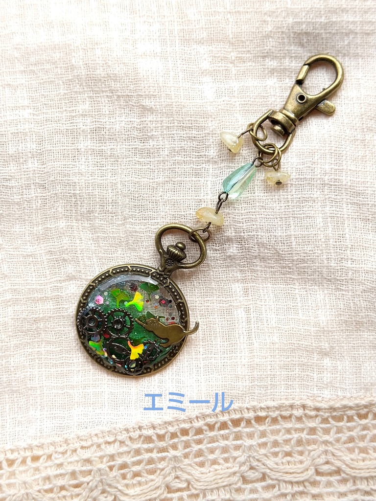 紅葉懐中時計 ニーアレプリカント モチーフ レジンキーホルダー