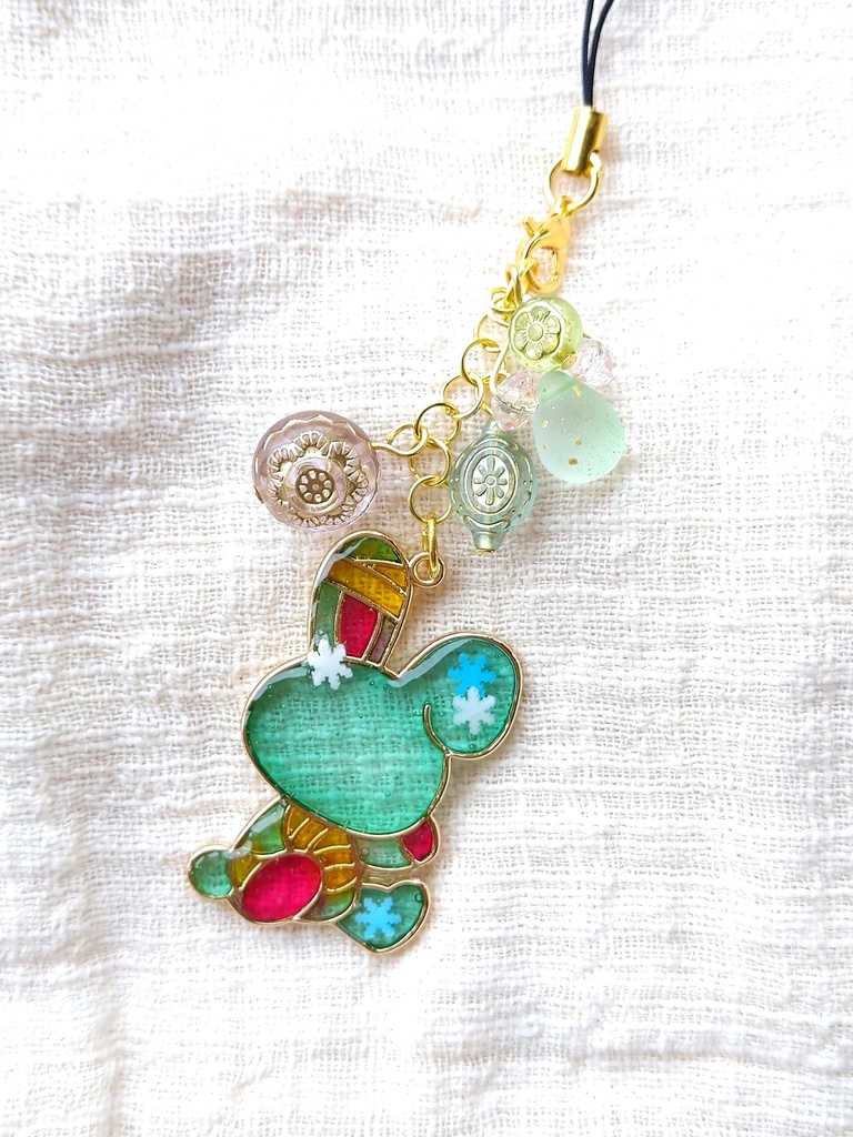 FF女子旅メンバー ゜。レトロカフェで女子会。゜ レジンストラップ