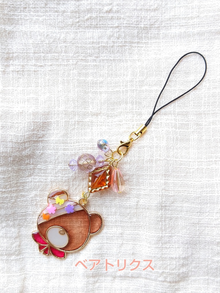 FF女子旅メンバー ゜。レトロカフェで女子会。゜ レジンストラップ