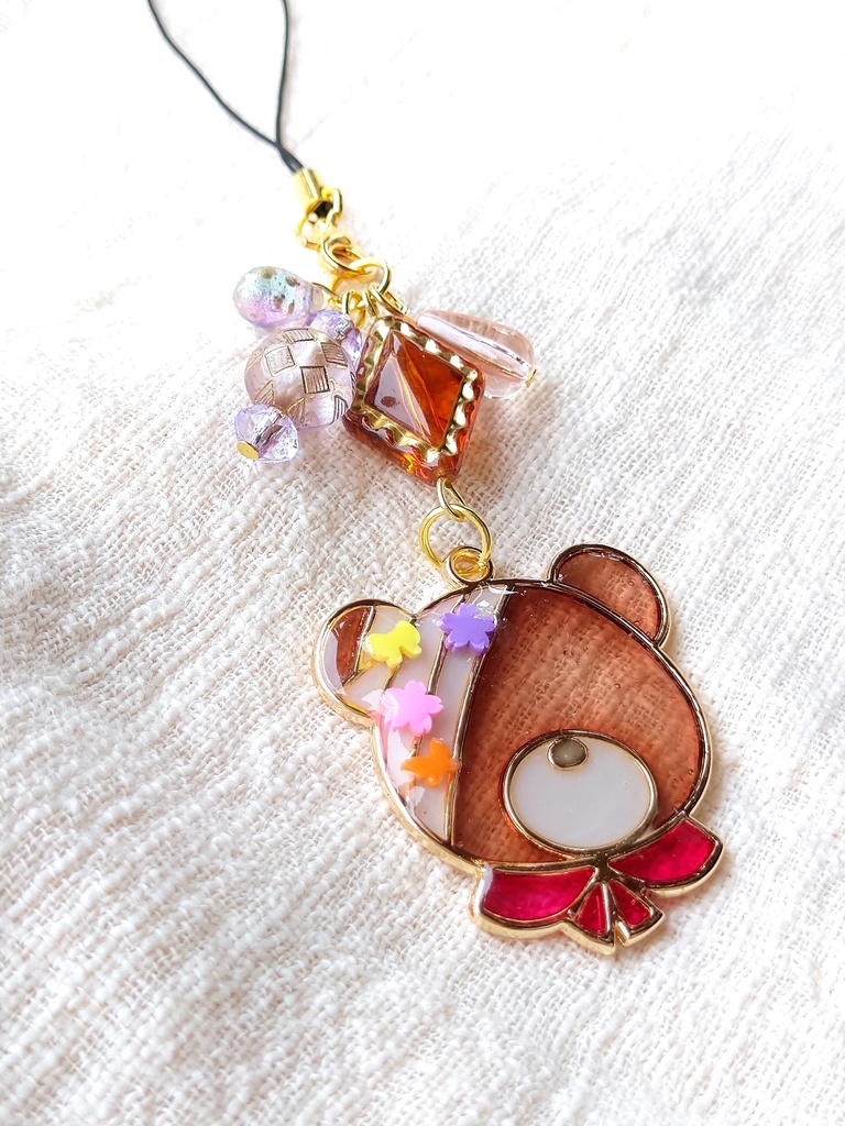 FF女子旅メンバー ゜。レトロカフェで女子会。゜ レジンストラップ