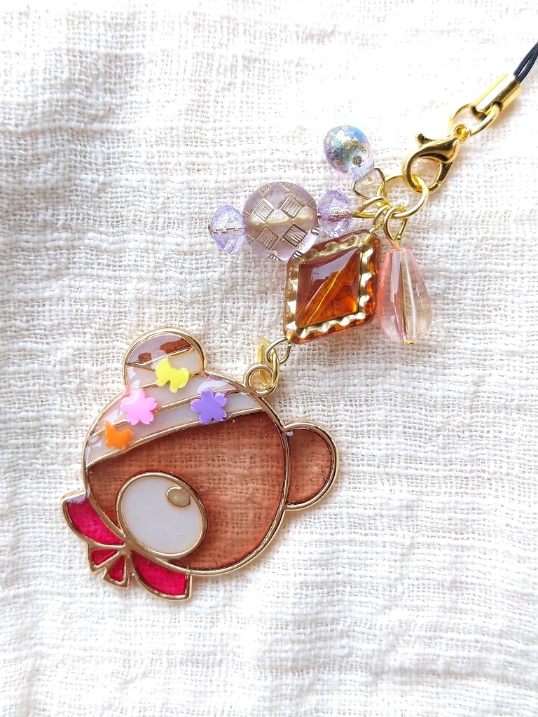 FF女子旅メンバー ゜。レトロカフェで女子会。゜ レジンストラップ