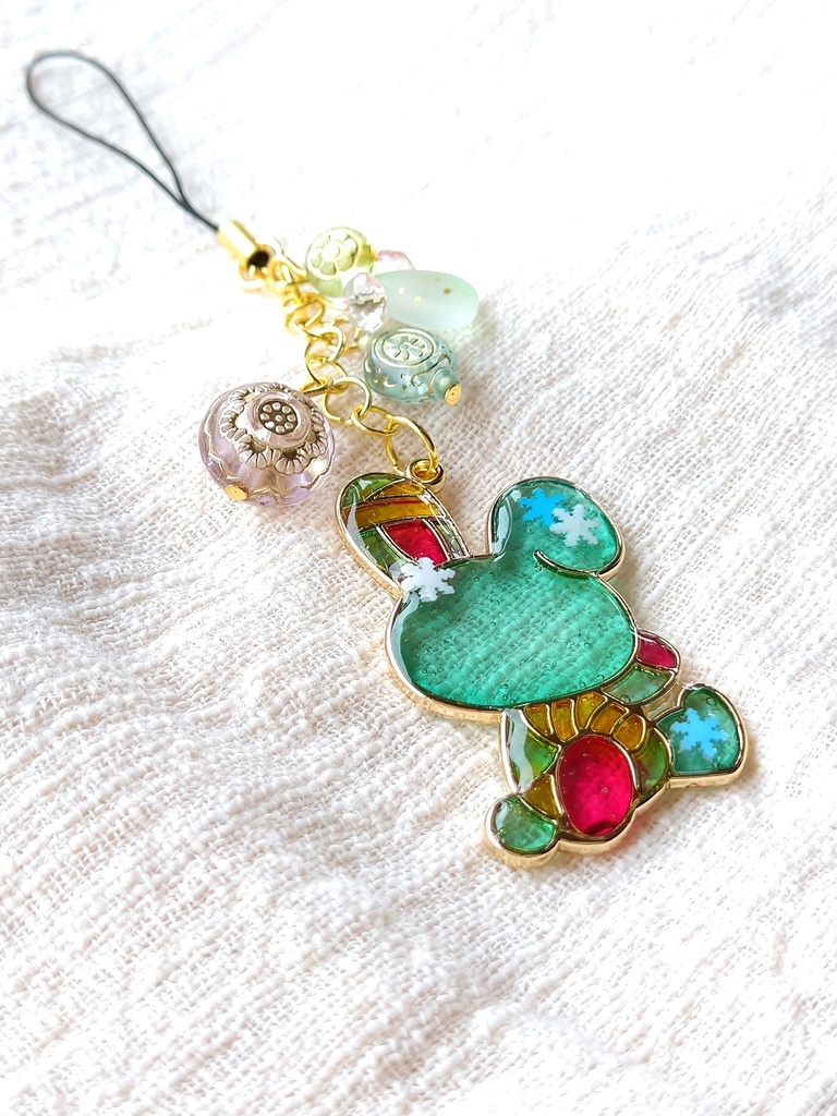 FF女子旅メンバー ゜。レトロカフェで女子会。゜ レジンストラップ