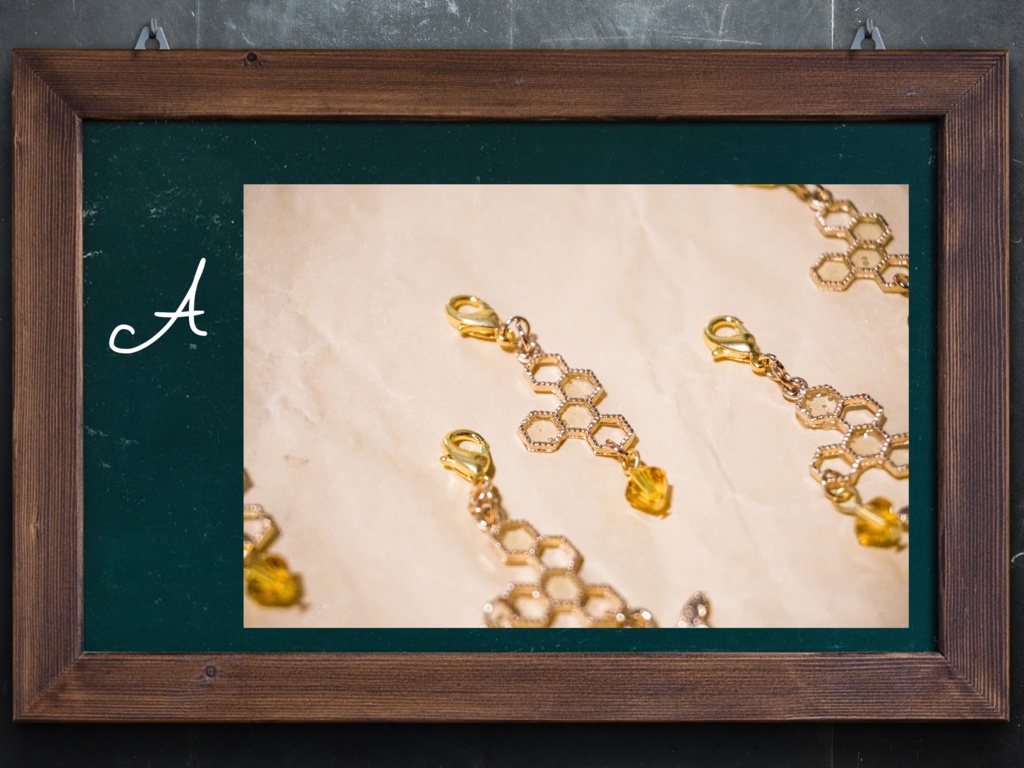 ハニカムマスクチャーム