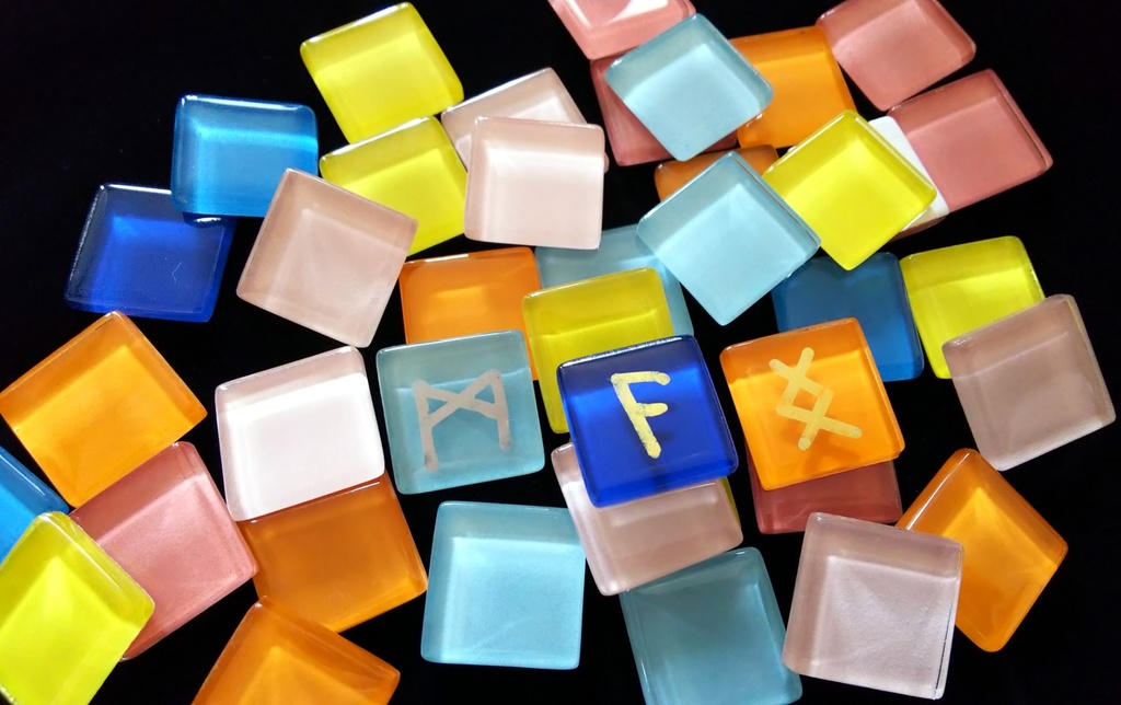 【チップ付き】悩んだら自分で占う すぐにできるルーン占い+チップセット