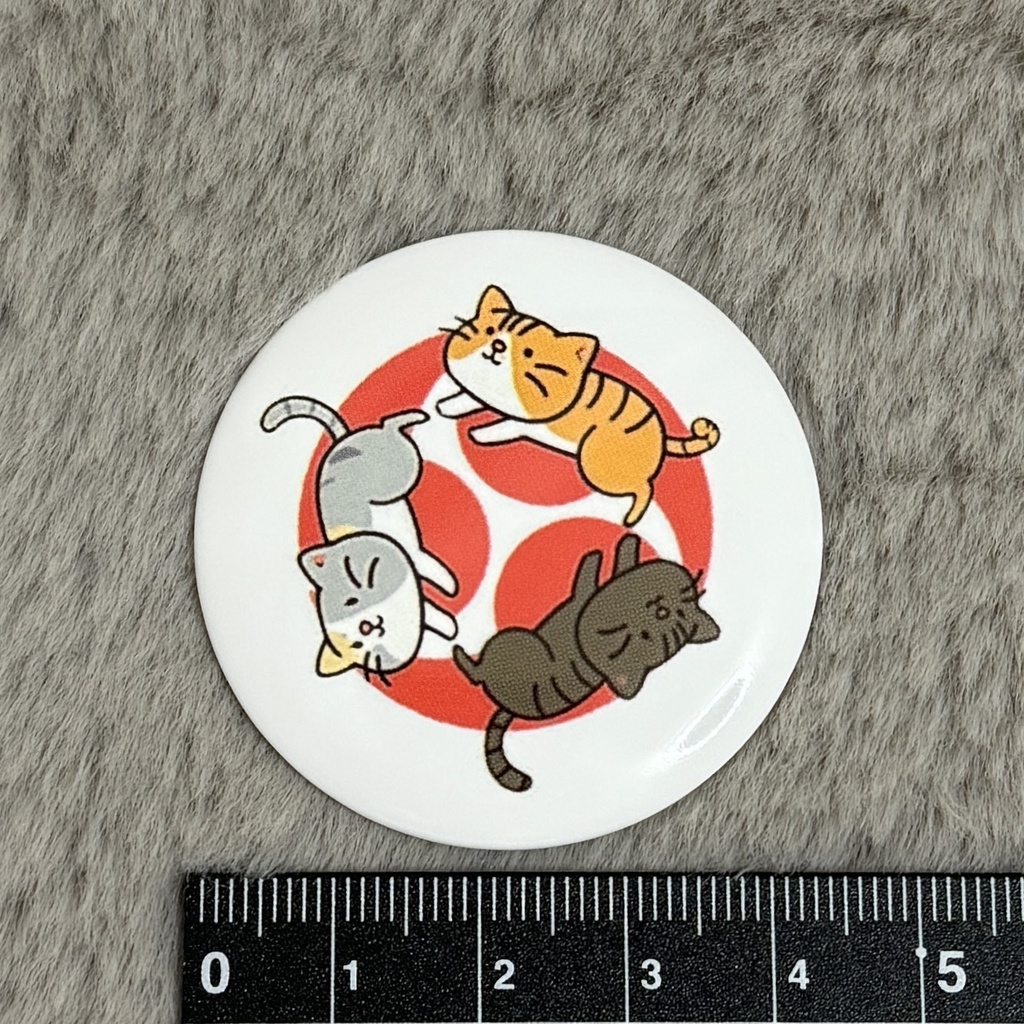 【ピート&チルル&マロン】三つ巴缶バッチ&ステッカー セット