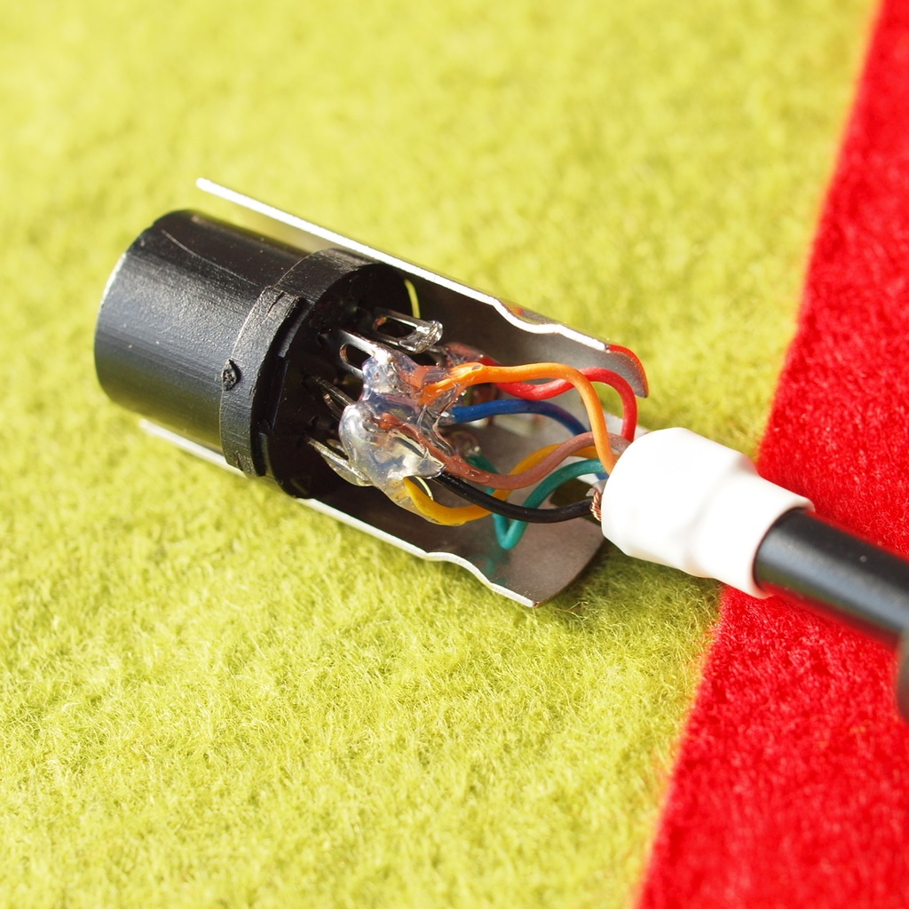 1.4m デジタルRGB変換ケーブル X1/turbo用 15kHzディスプレイ用 DIN6