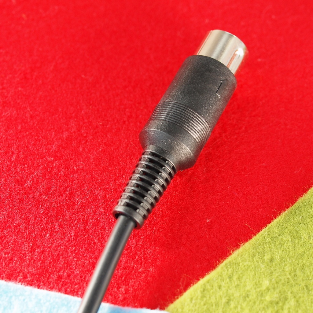 デジタルRGB変換ケーブル Short版メスネジ付き(ミニD-sub15ピン3列) PC-8801/8001 FM-7/NEW7/8 MZ-700系