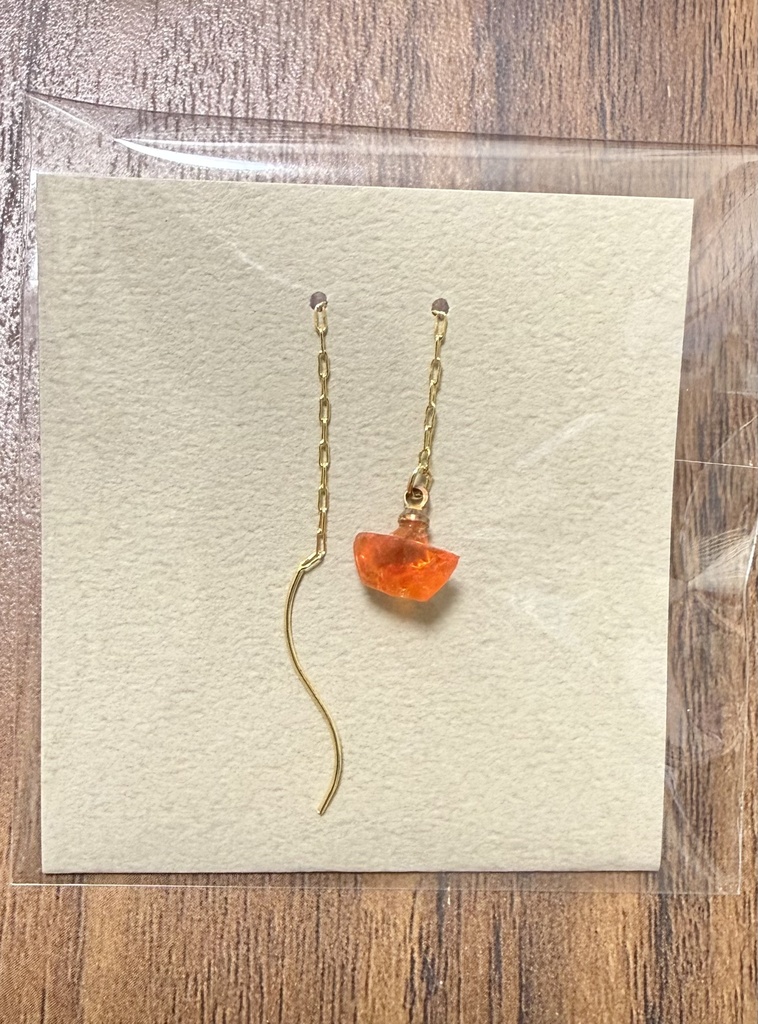 想いを馳せる装飾品(耳飾り)