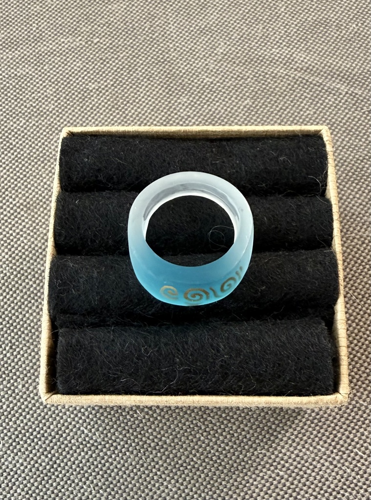 想いを馳せる装飾品(リング)