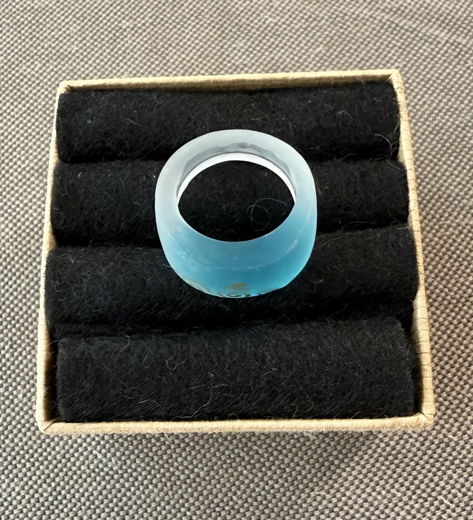 想いを馳せる装飾品(リング)
