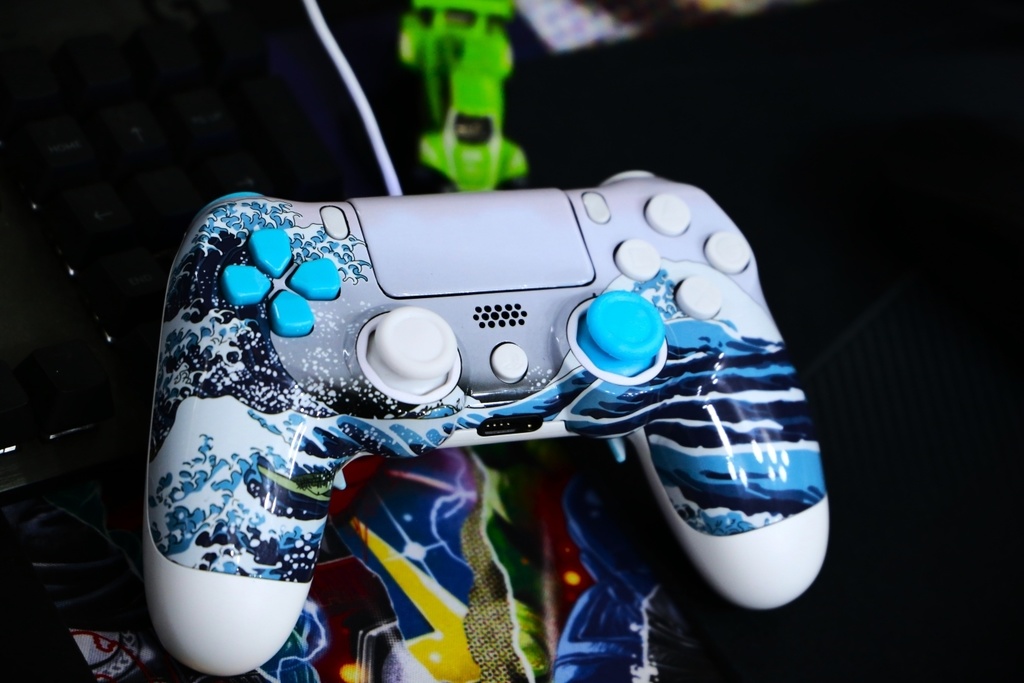 【カスタムコントローラー】DS4コントローラー最強カスタム期間限定1000円OFF!!