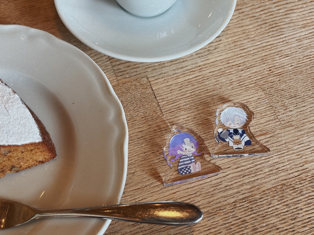 自立するミニアクスタ