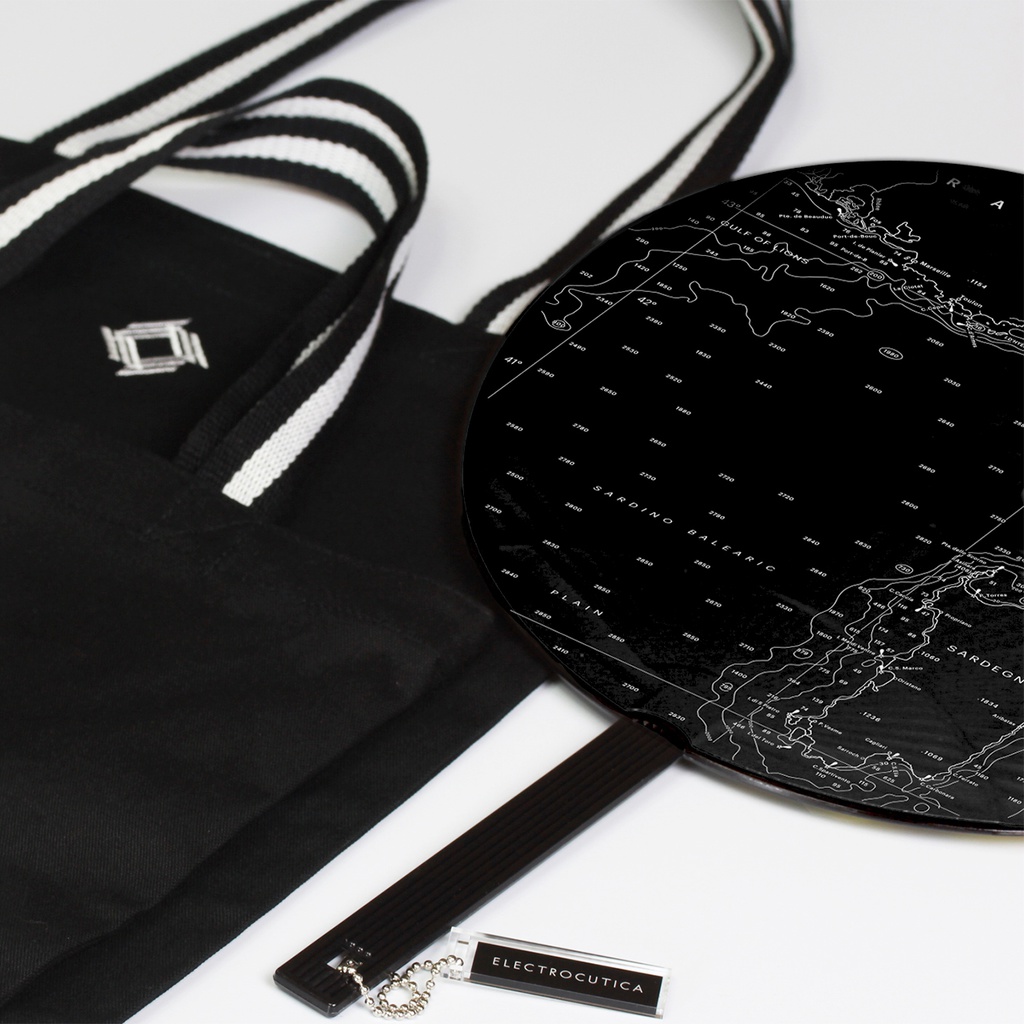 [CYGNUS.CC] TOTE BAG