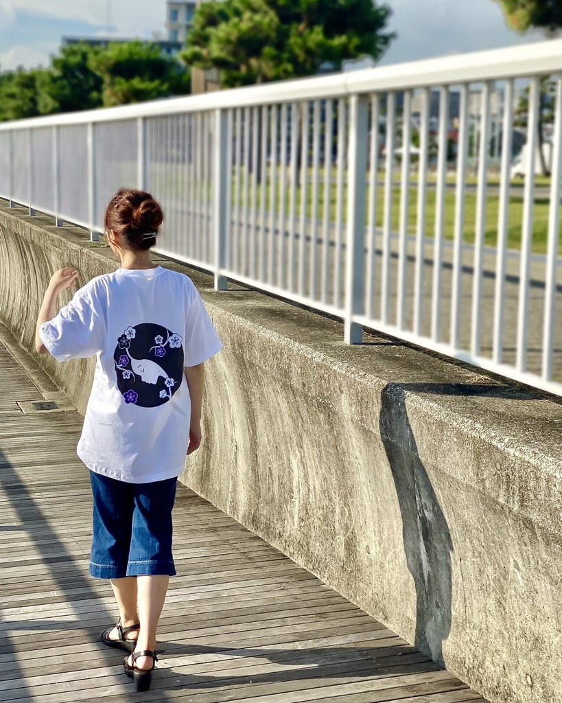 花びらのウィンクT 3種背面デザイン S~XL