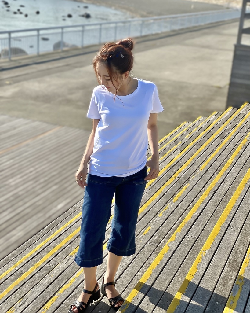 花びらのウィンクT 背面デザイン3種 レディース(襟ぐり広め)M/L