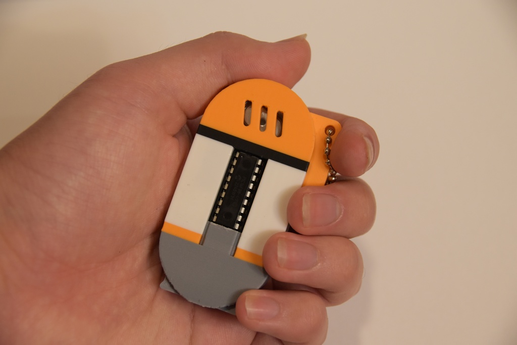 しゃべる!足立レイキーホルダー