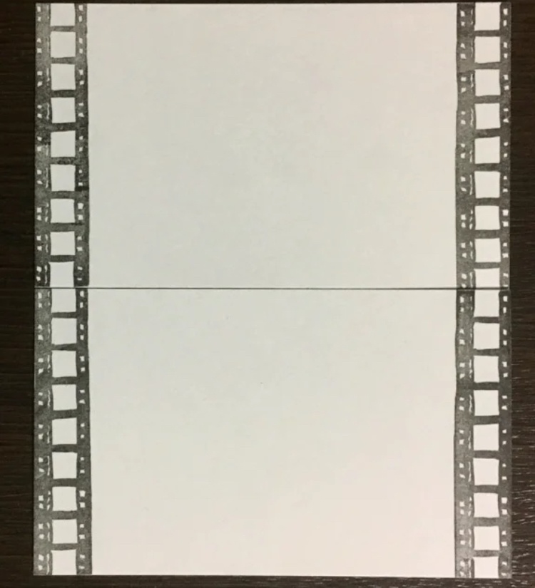 映画フィルムのメッセージカード 空の落ち葉 Booth