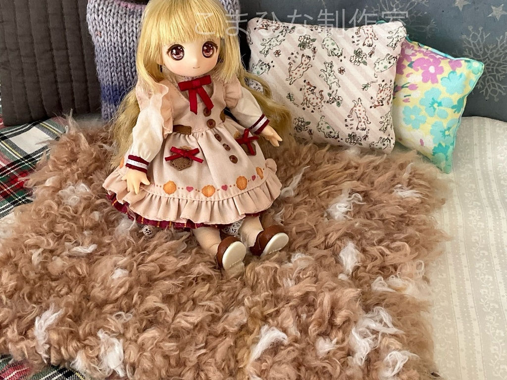 ふわふわミニラグ