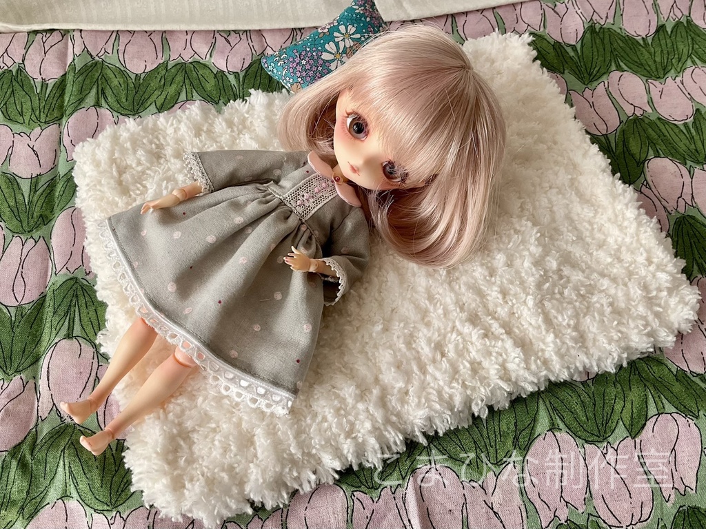 ドール用　もこもこラグ