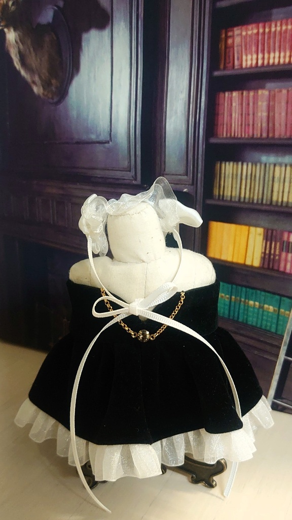 ベルベットドレス(白) ヘッドドレス付き