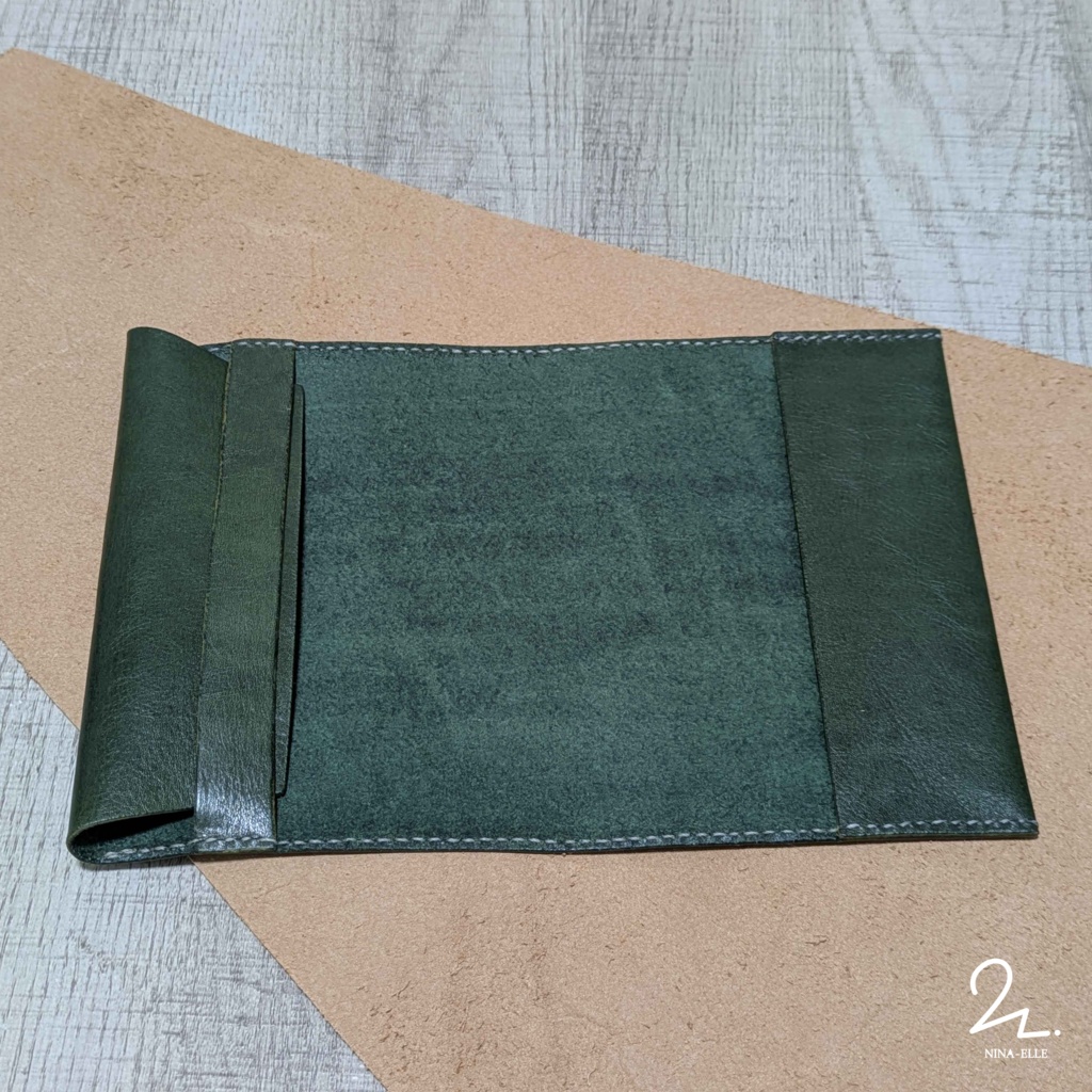 【えるちのレザクラ】文庫本サイズブックカバー【2025Winter】