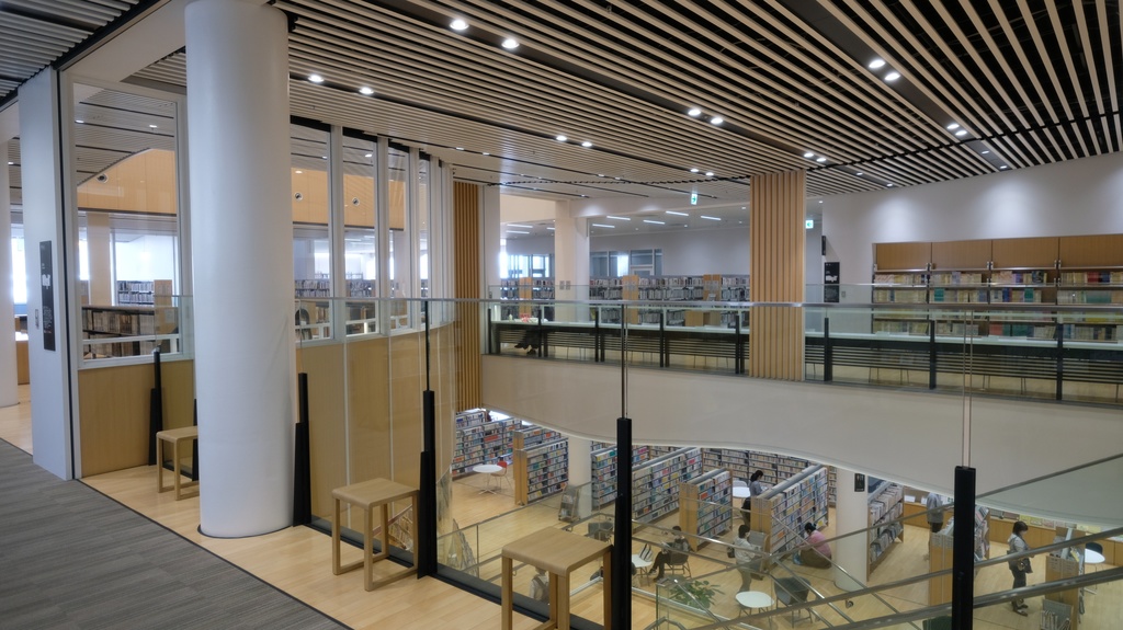 【素材】背景 写真 『駅ホーム、ベンチ、図書館』 155枚【TRPG用】