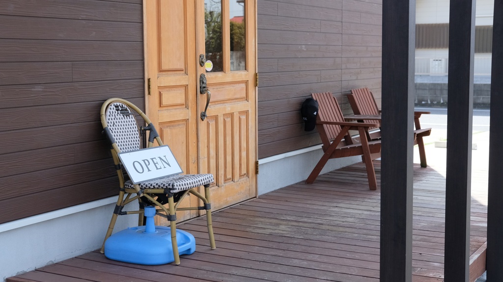 【素材】背景 写真 『洋館、喫茶店入口、田舎道』 200枚【TRPG用】