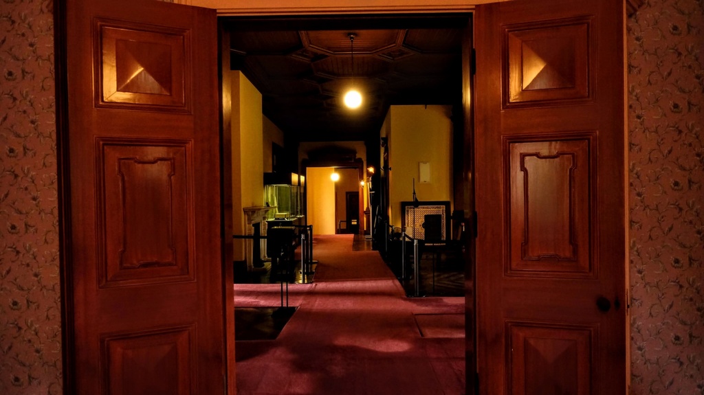 【素材】背景 写真 『洋館内部、廊下』 100枚【TRPG用】