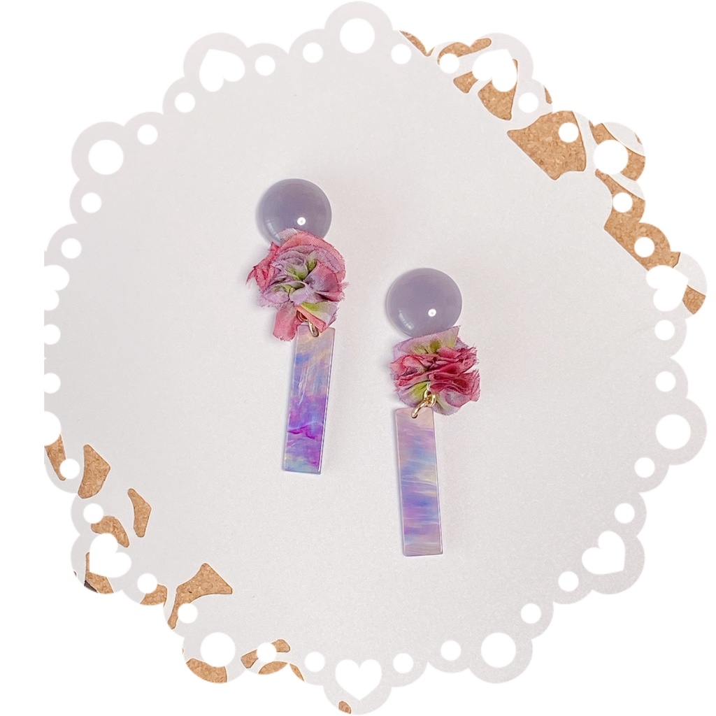 シルクリボンの推し感ピアス