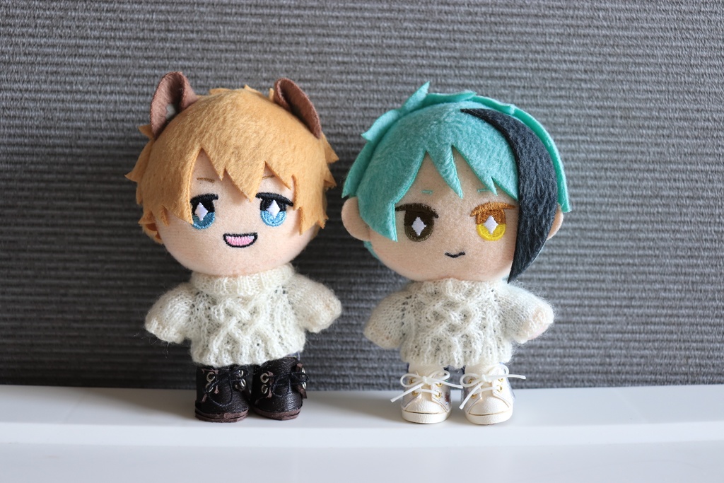 模様編みニットホワイト(2024.03.24.21:00〜)