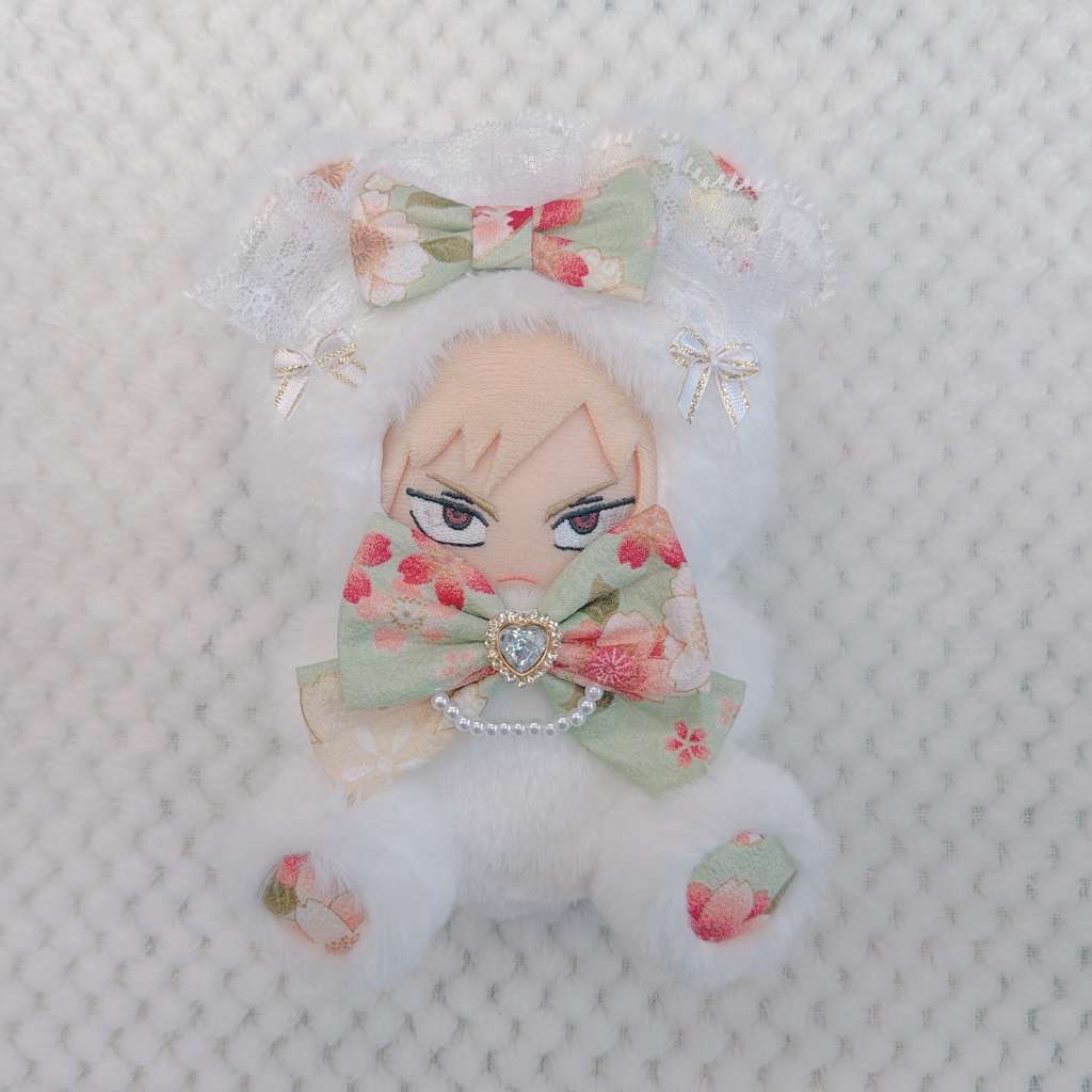 ๆฅใๅพ
ใค๐ธใใพใจใใใ