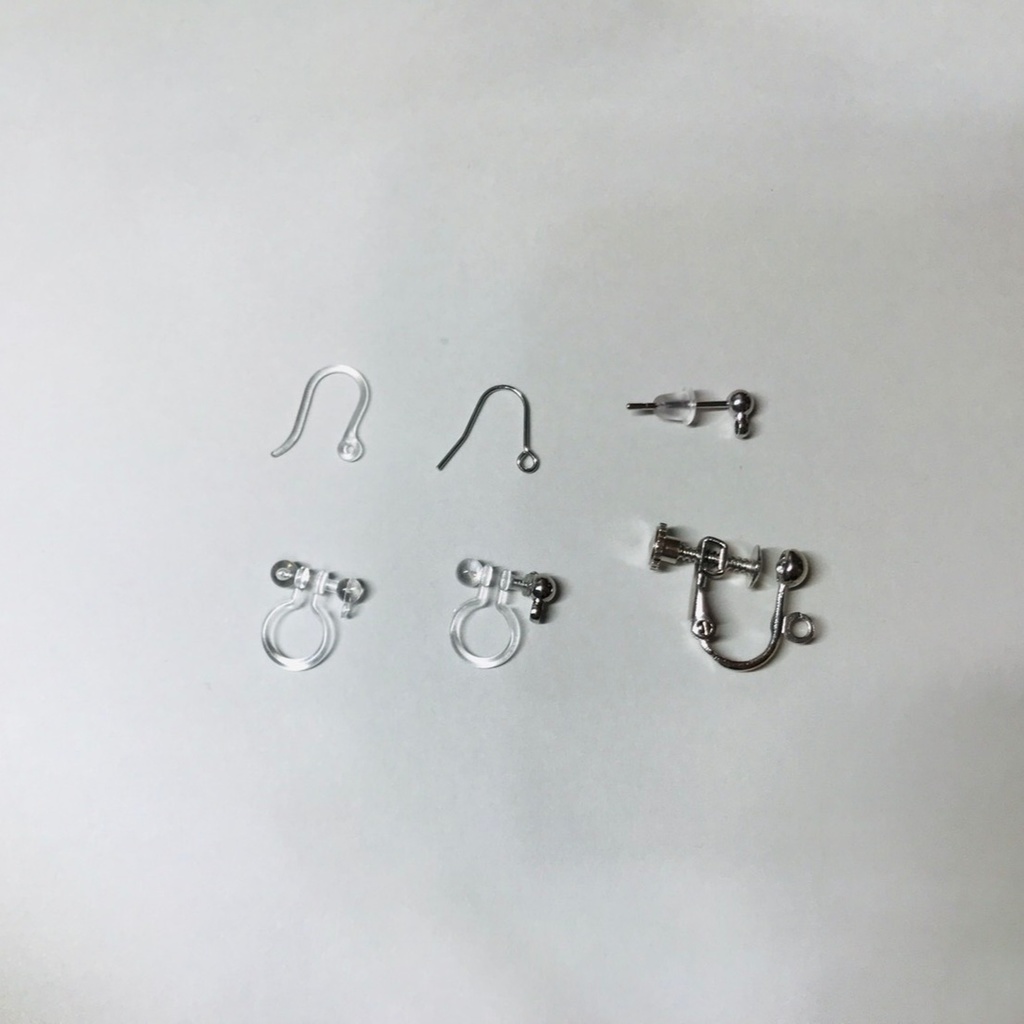 降新イメージ 振り子のピアス