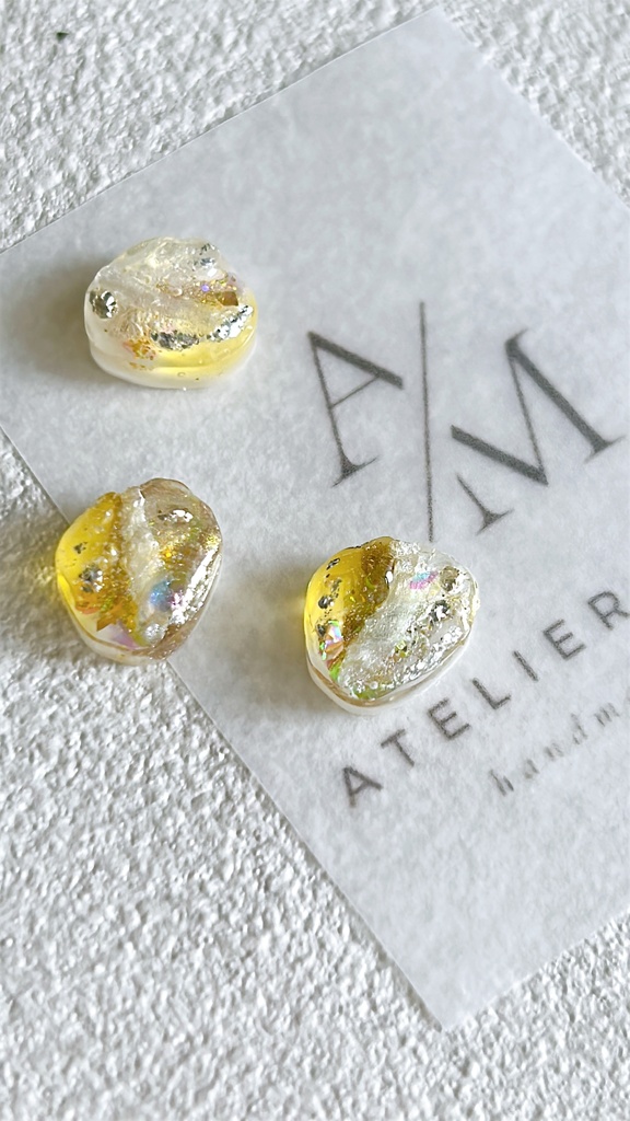 【レモネードキャンディ】ピアス 爽やかな光をまとった、小さな輝き