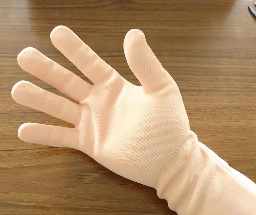 キャラショー仕様の肌タイ手袋