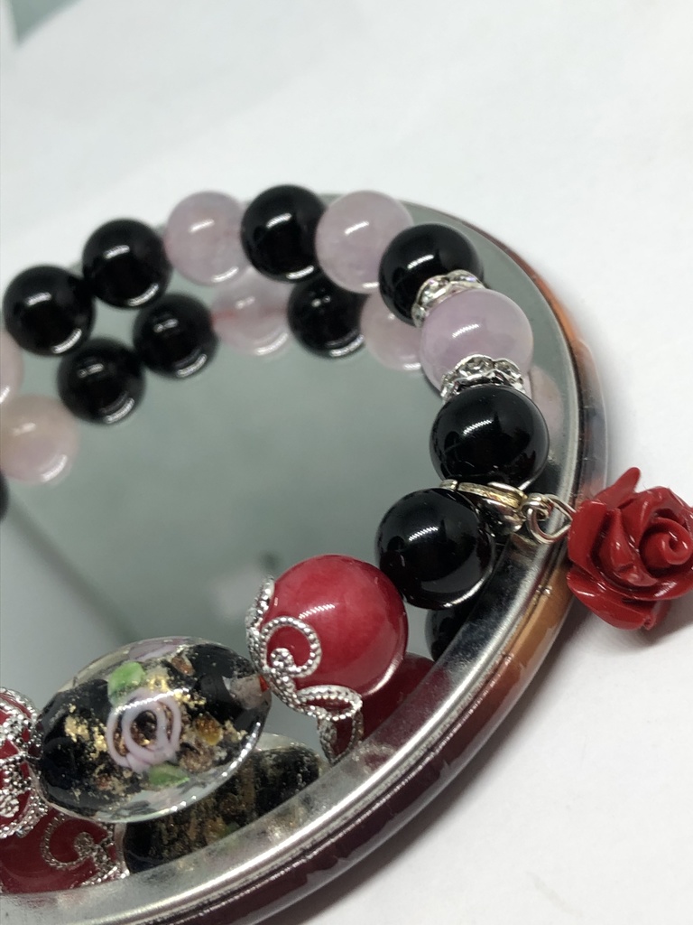 薔薇とんぼ玉★ラベンダーアメジスト&オニキス★お洒落ブレスレット★ 天然石