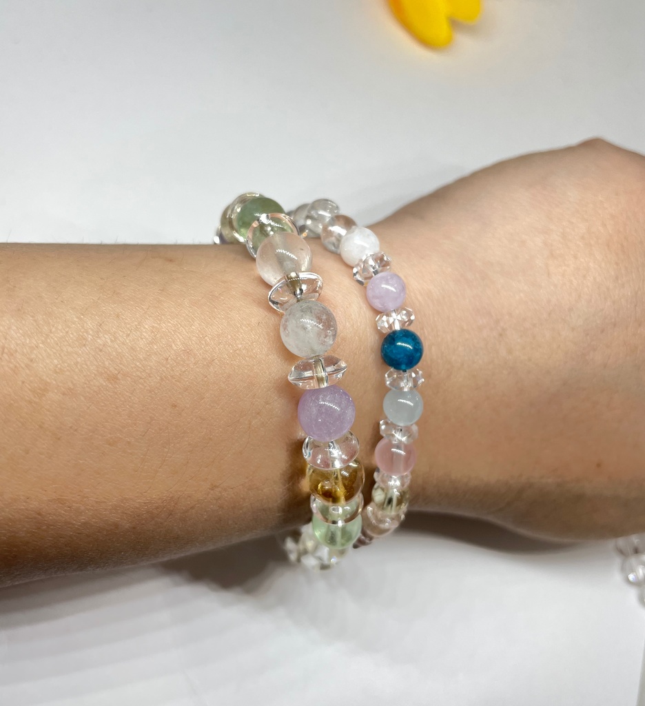 ✳︎精神安定✳︎虹色チャクラブレスレット✳︎
