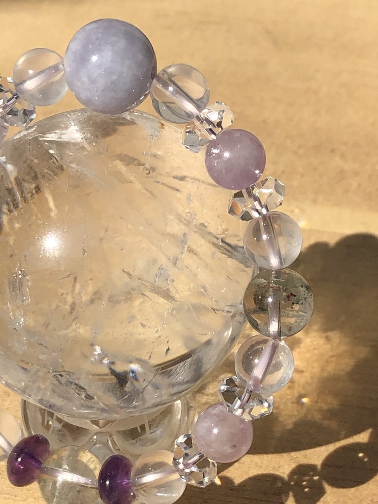 女性向け精神バランス調和✳︎ラベンダー翡翠&ラベンダーアメジスト&ミルキークォーツ ブレスレット