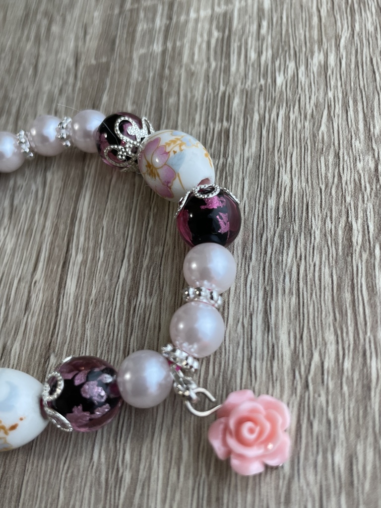 花柄 デザインブレスレット パワーストーン