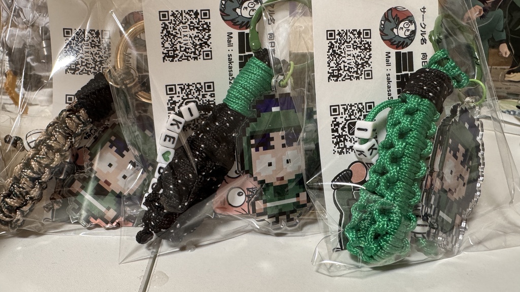 アクキー　ストラップカラー緑・緑金具